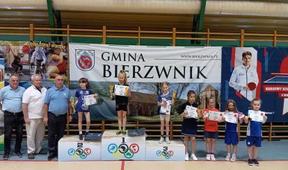 MISTRZOSTWA WOJEWÓDZTWA SKRZATEK I SKRZATÓW W BIERZWNIKU  