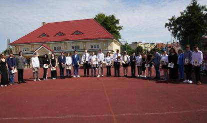 Zakończenie roku szkolnego w Szkole Podstawowej nr 1 im. Adama Mickiewicza w Połczynie-Zdroju